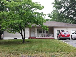 60 Seminole Dr, Lakewood, NJ