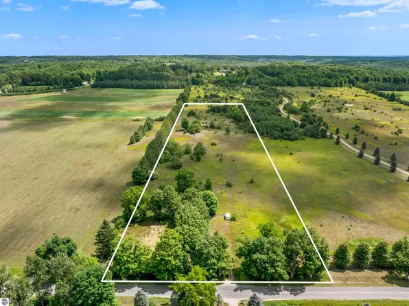 16743 Marilla Rd, Copemish, MI 49625