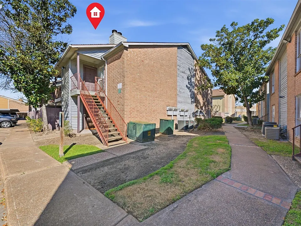 9350 Country Creek Dr #41