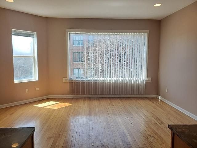 1st image of 5205 S Drexel Ave #2