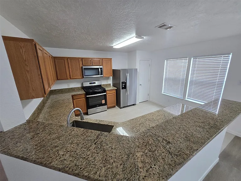 427 Remington Heights Dr — Photo 10