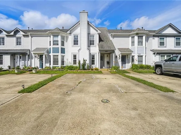 1765 Unicorn Dr, Virginia Beach, VA 23454