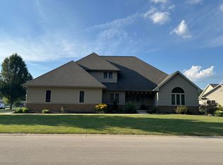 5408 Golden Pond Dr, Celina, OH 45822