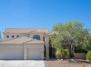 11044 N Divot Dr, Tucson, AZ 85737