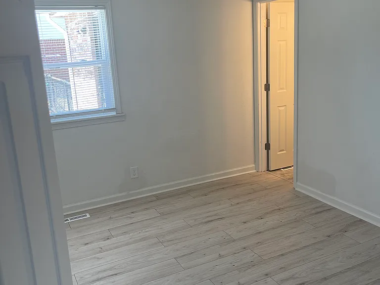 1507 E Catalina St — Photo 10