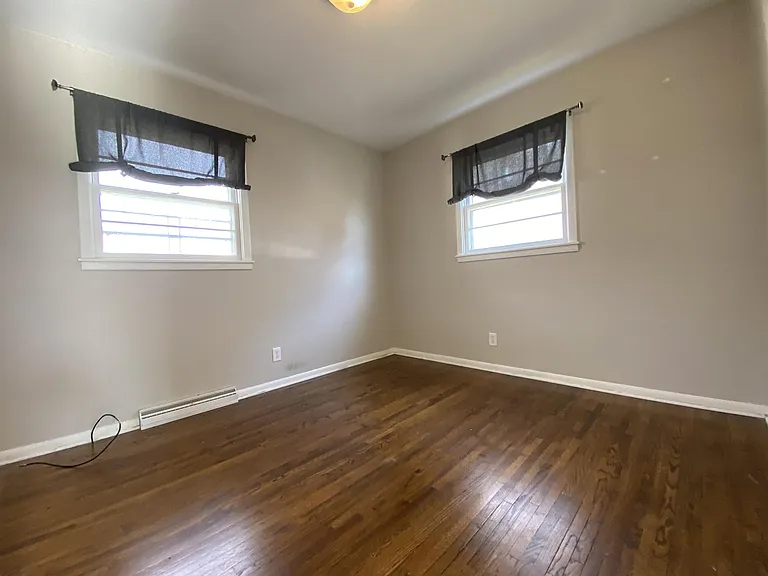 1843 18th St NW — Photo 9