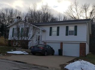 517 Vernal Hill Ct, Ballwin, MO