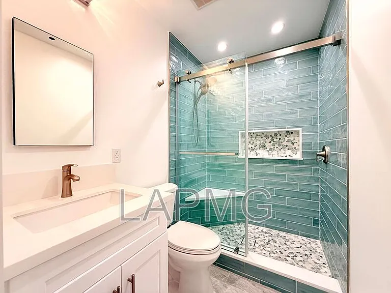 10837 Fellows Ave — Photo 8