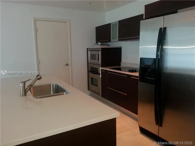 1900 N Bayshore Dr #3517 — Photo 4