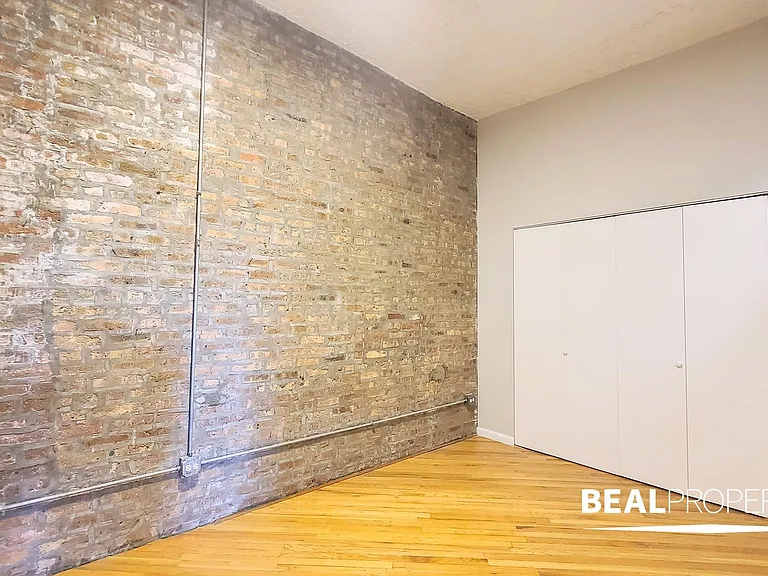 2320 N Damen Ave #2G — Photo 21