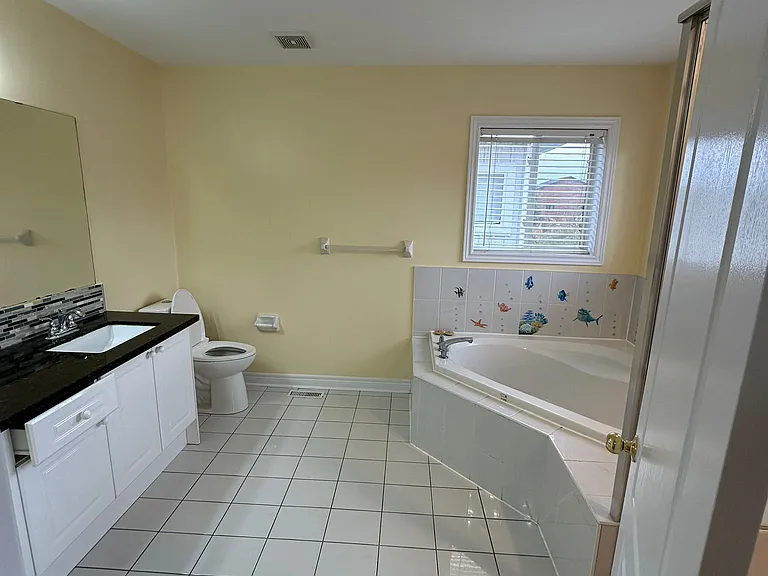 544 Matisse Pl — Photo 23