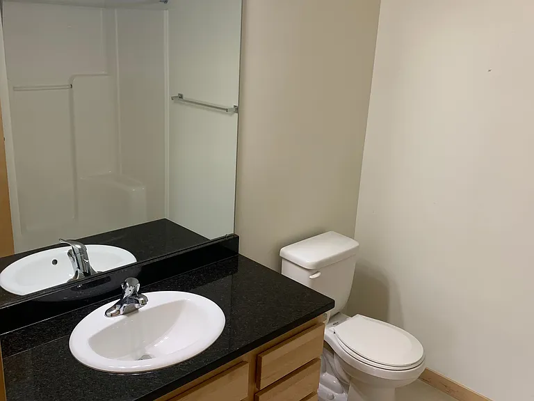 653 4th Ave N #315 — Photo 6
