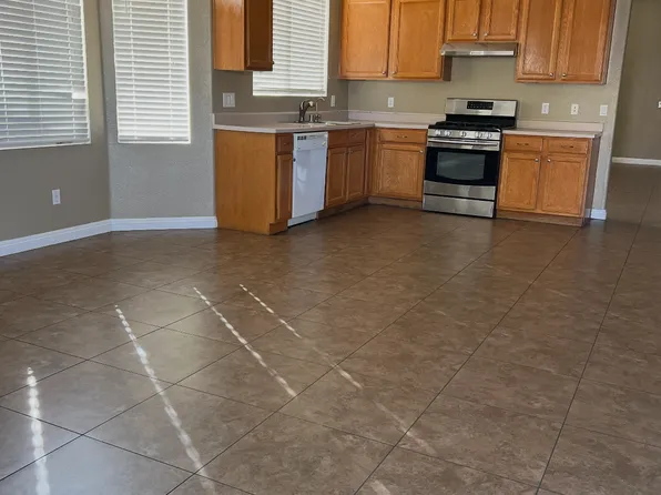 5240 Tiger Cub Ct, North Las Vegas, NV 89031