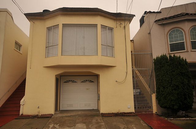 1st image of 863 Brunswick St
