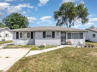 456 W Stanton Ln, Crete, IL 60417