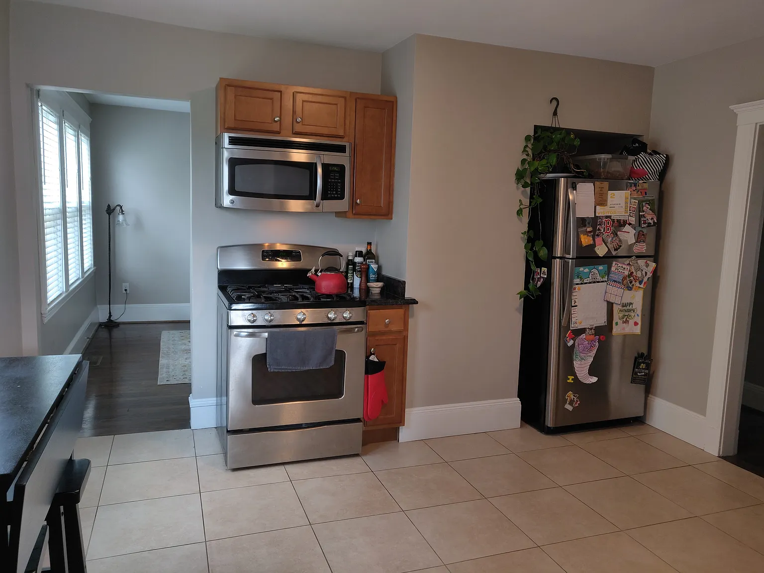 4 bed, 2259 sqft, $3,975 — Photo 4