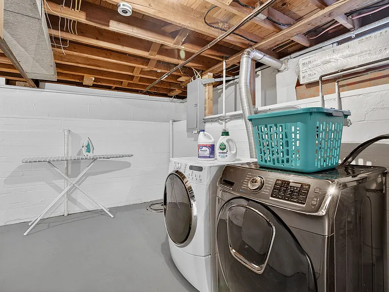 444 Rosedale Ter — Photo 39