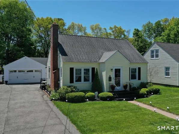 36 Marshall Road, Manchester, CT 06040