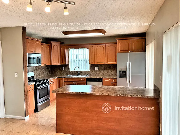 11721 SW 122nd Ave — Photo 6