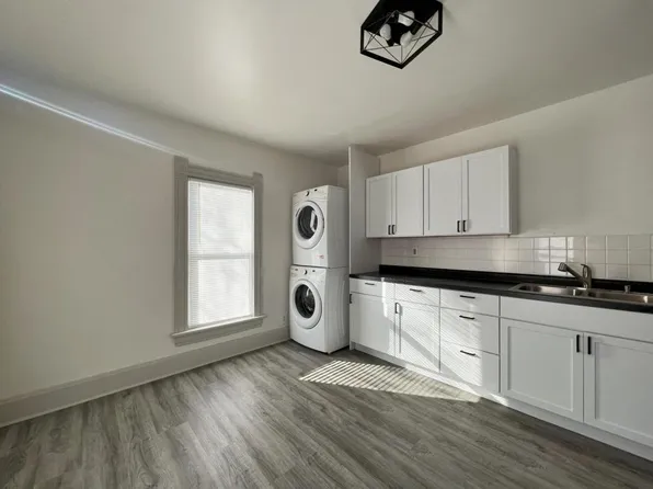 312 Pine St, Muscatine, IA 52761