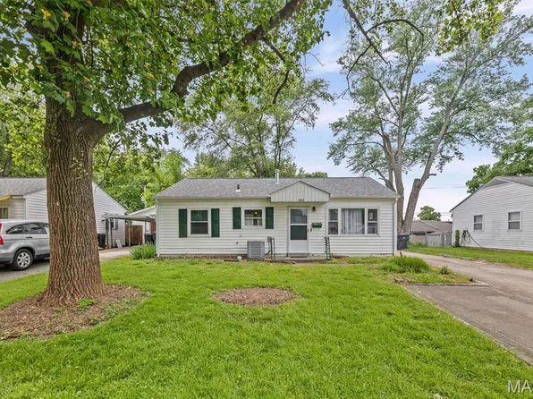 4000 Shirley Dr, Belleville, IL 62226