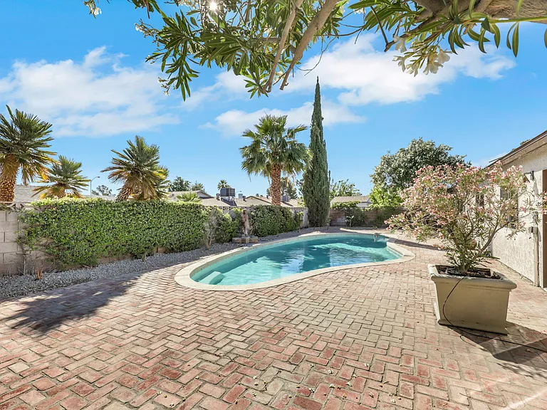 3212 Moonflower Dr — Photo 45