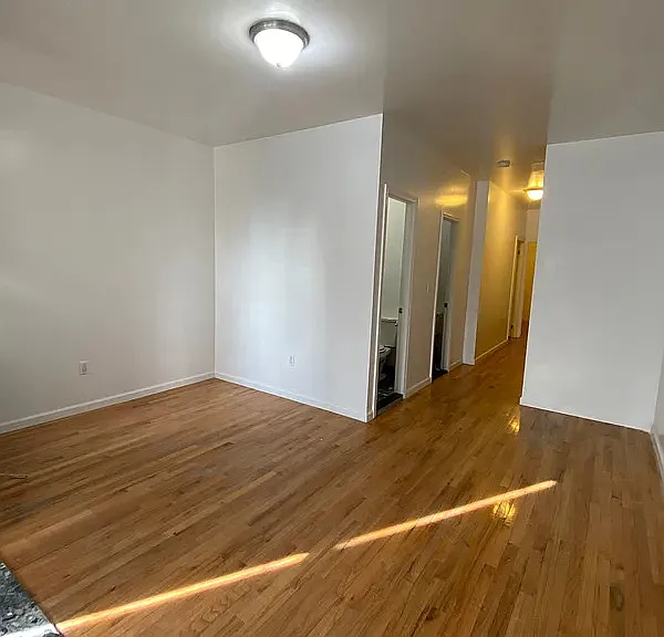 452 W 57th St #3W — Photo 5