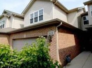 618 Daisy Ln, Roselle, IL