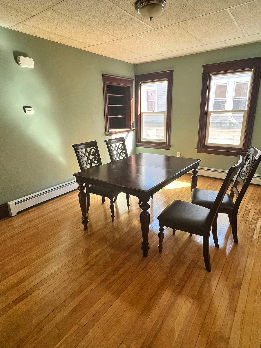 Dining room - 6 Euclid Ave #3