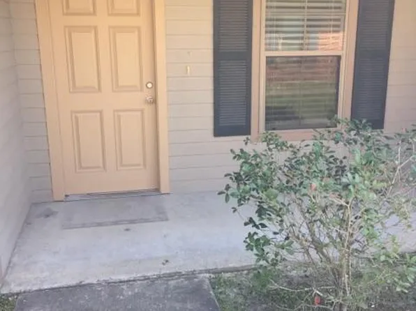 612 Sulphur Ave, Westlake, LA 70669