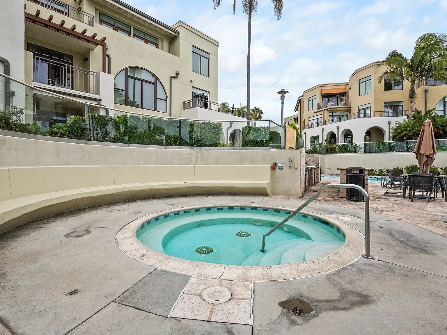 2 bed, 1832 sqft, $12,000 — Photo 4