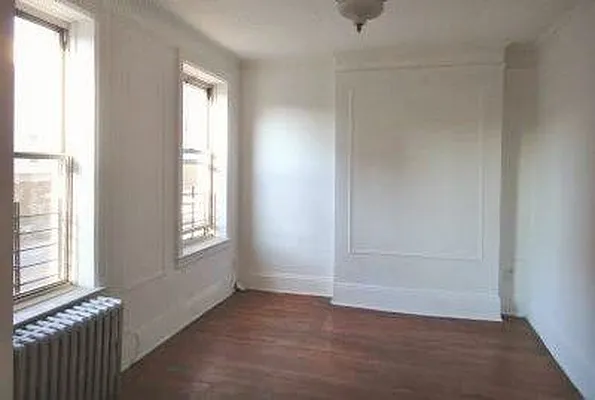 Rented by Sterling Holdings | media 14