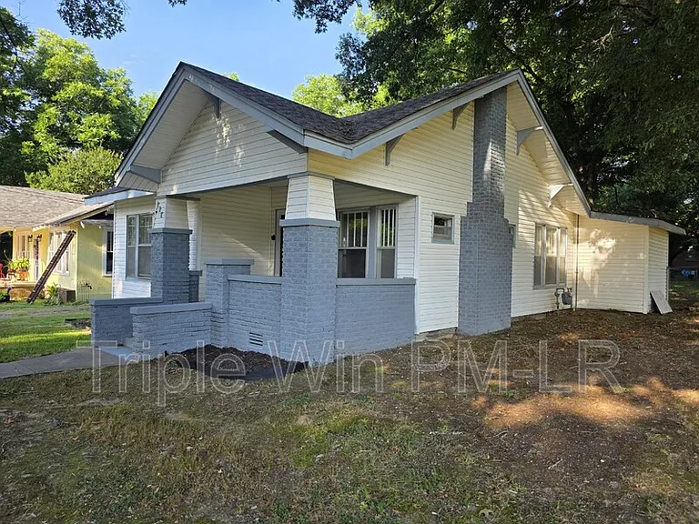 609 N Morrill St — Photo 7