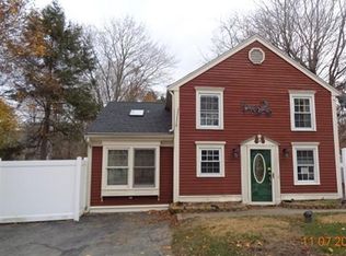 3 Snow St, Millville, MA 01529
