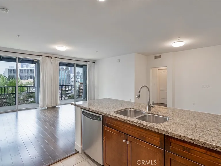 629 Traction Ave #635 — Photo 20
