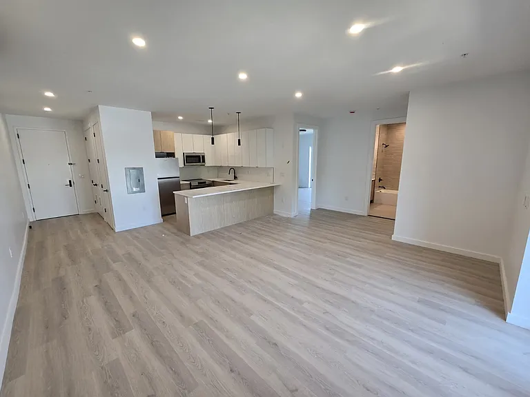 450 Scotland Rd #5G — Photo 32