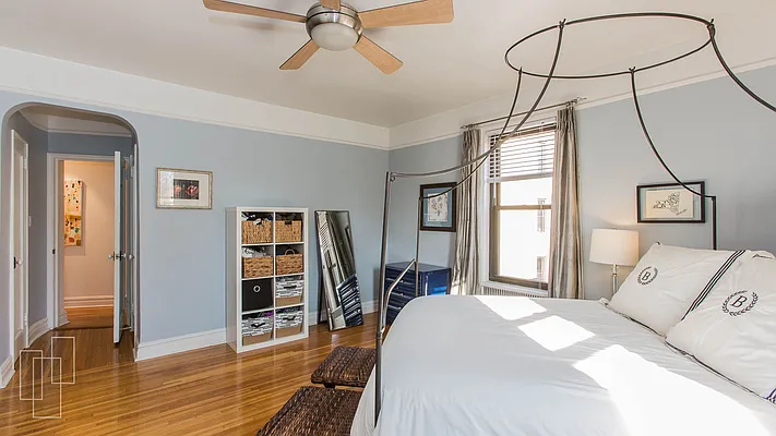 Sold by Garfield Realty  | media 16