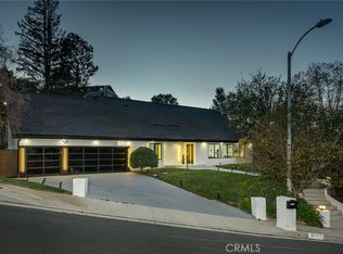 20101 Greenbriar Dr, Tarzana, CA 91356