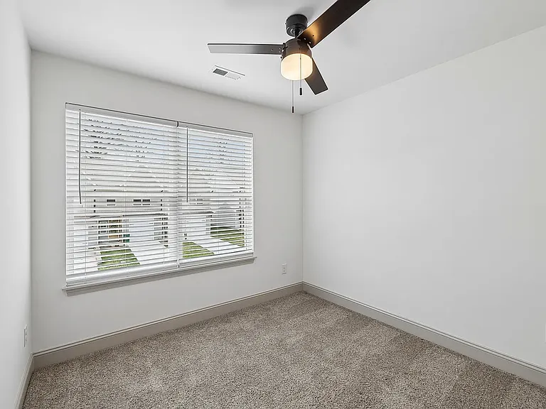 8416 Whisper Ln — Photo 11