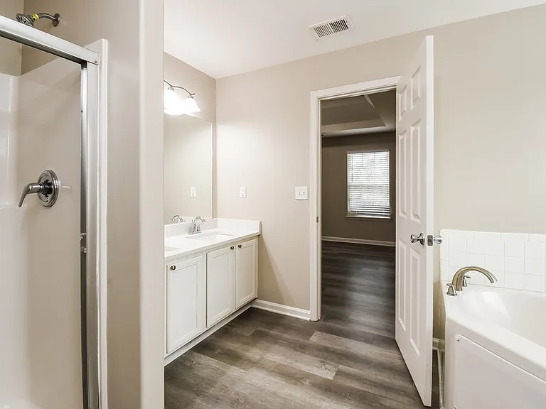 4213 Kenwood Trl — Photo 12