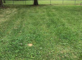 1205 S 1st St, Boonville, IN 47601