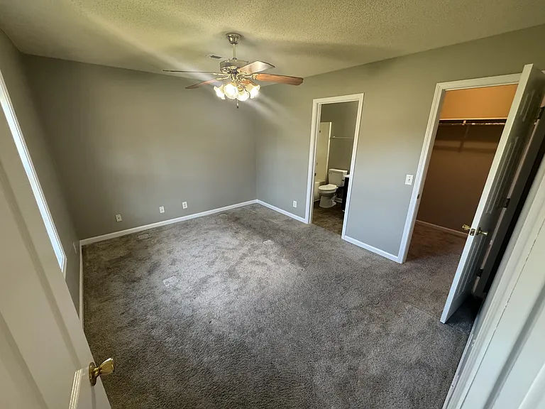 105 Lorien Cir — Photo 9