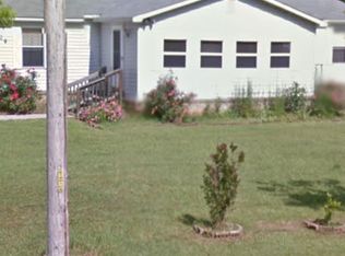 209 S Bay St, Samson, AL 36477