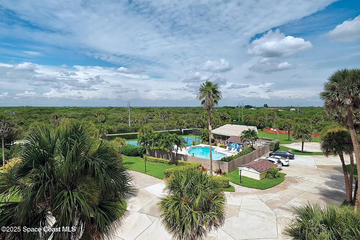Building Photo - 6305 Highway A1A #161