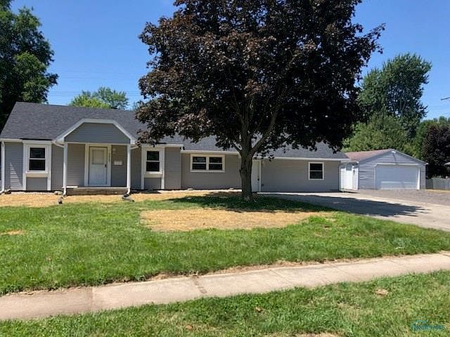 1st image of 5611 Clover Ln