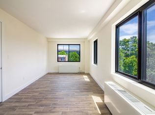 11-59 Welling Ct #2G, Astoria, NY 11102