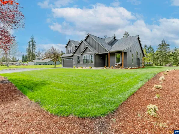 88368 Jessie James Ln, Veneta, OR 97487