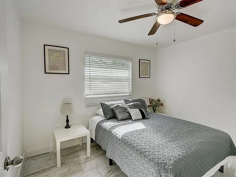 626 S Osprey Ave — Photo 15