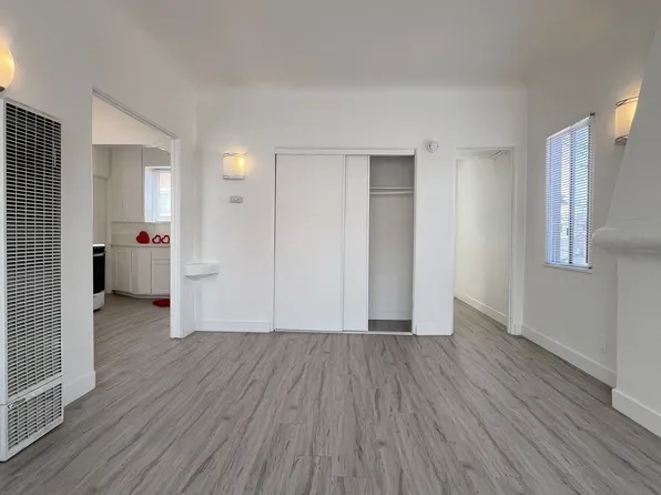 LB1045, 1045 Saint Louis Ave #F, Long Beach, CA 90804