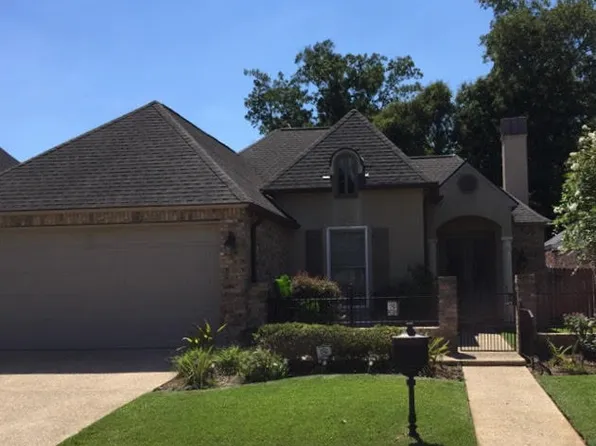 2528 Saint Regis Dr, Baton Rouge, LA 70816
